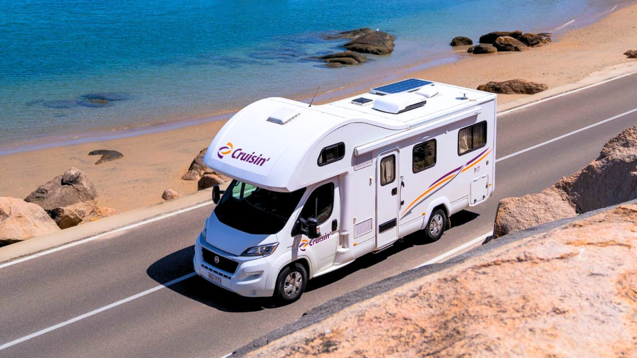 Cruisin Seeker - 4 Berth Exterior Top View