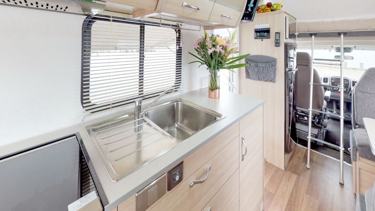 Cruisin Seeker - 4 Berth Interior Kitchen