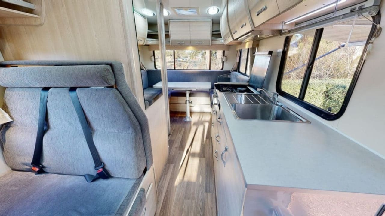 GoCheap Derwent - 6 Berth Interior Kitchen