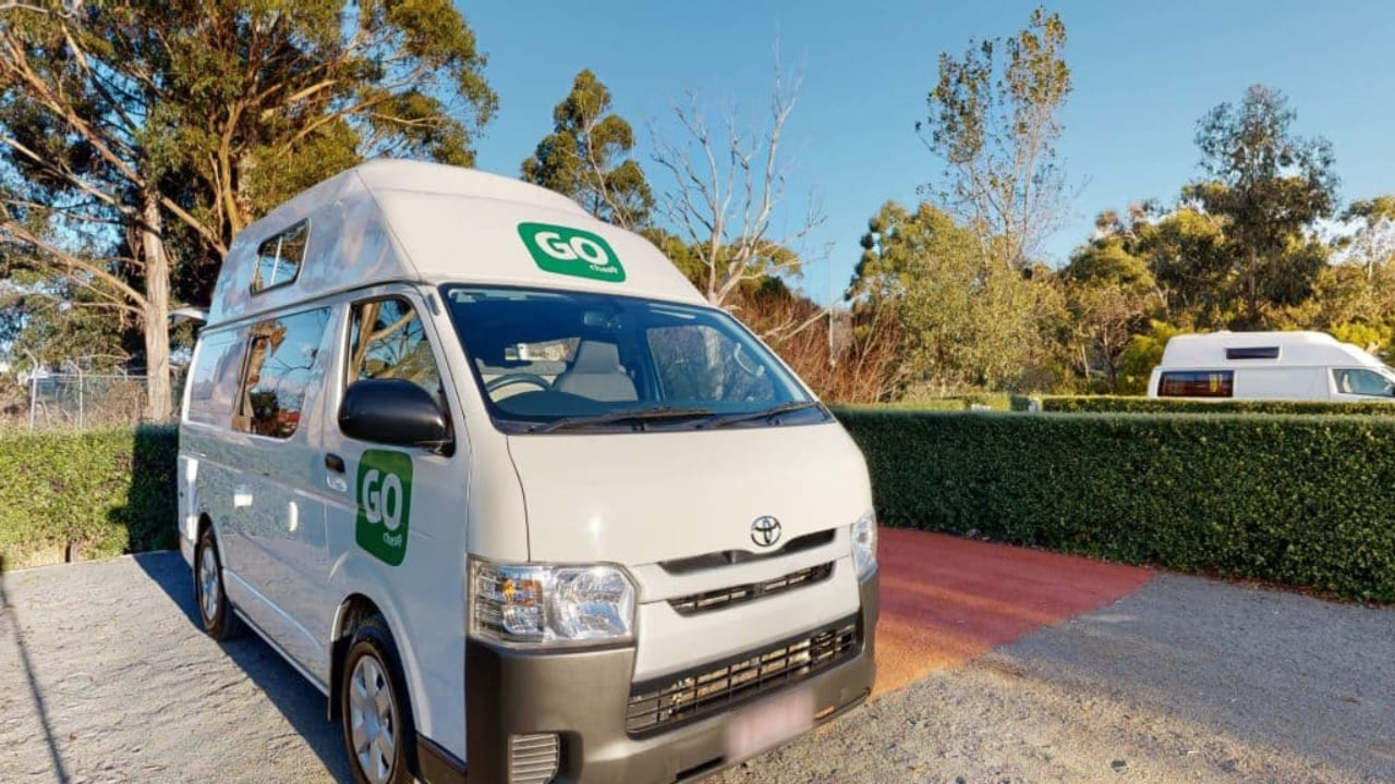 GoCheap Hi Top - 4 Berth Exterior 1