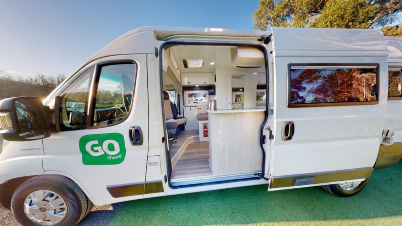 GoCheap Tamar - 2 Berth Exterior 1