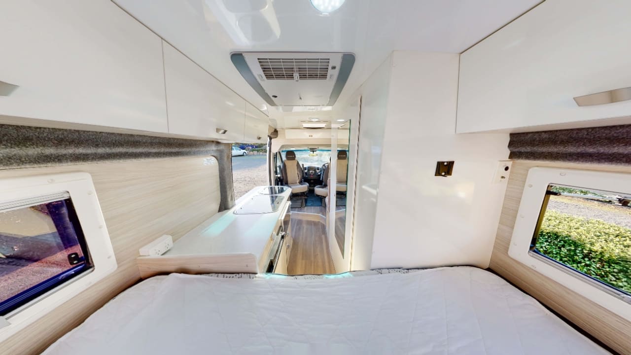 GoCheap Tamar - 2 Berth Interior 3