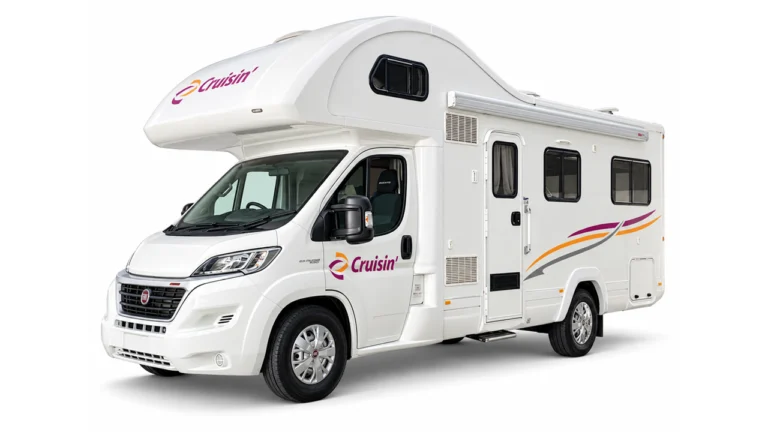 Cruisin Discovery – 6 Berth-white-bg