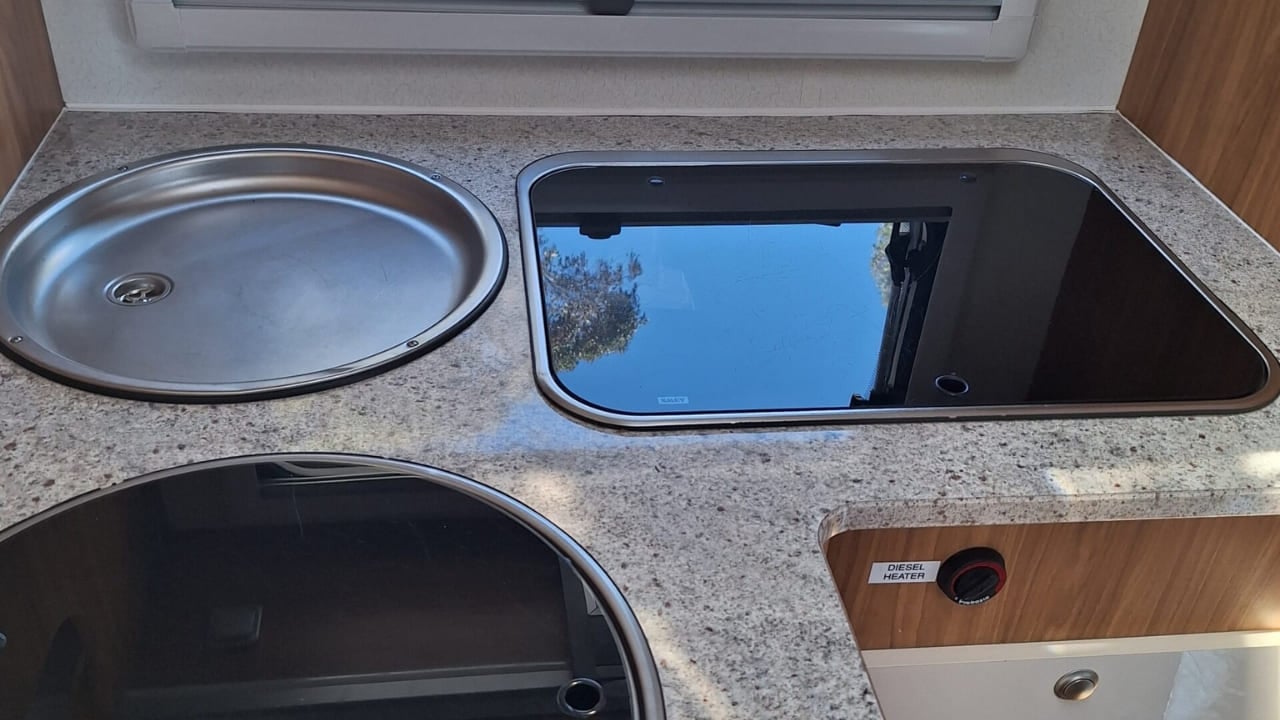 LeisureRent Superior - 4 Berth Kitchen