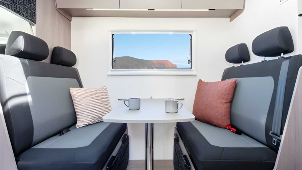 Let's Go Quatro - 4 Berth Dinette