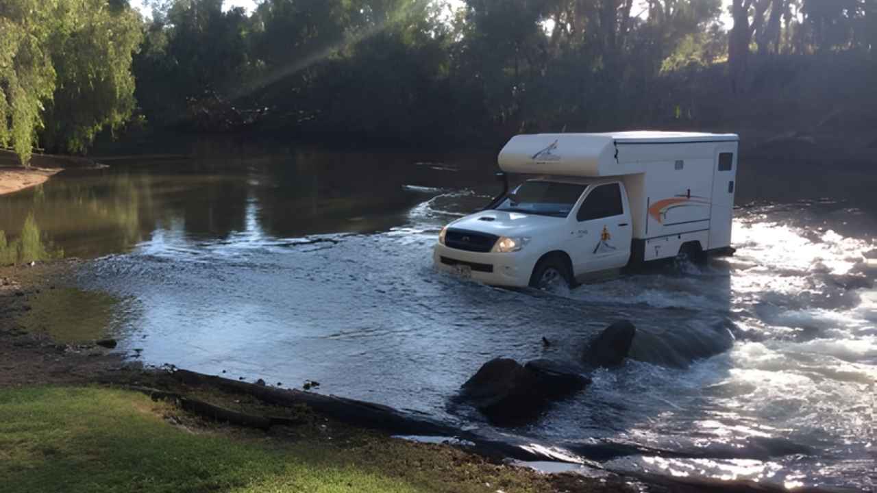 Tasmania Campers - Bush Camper - 2 Berth Side View (1)