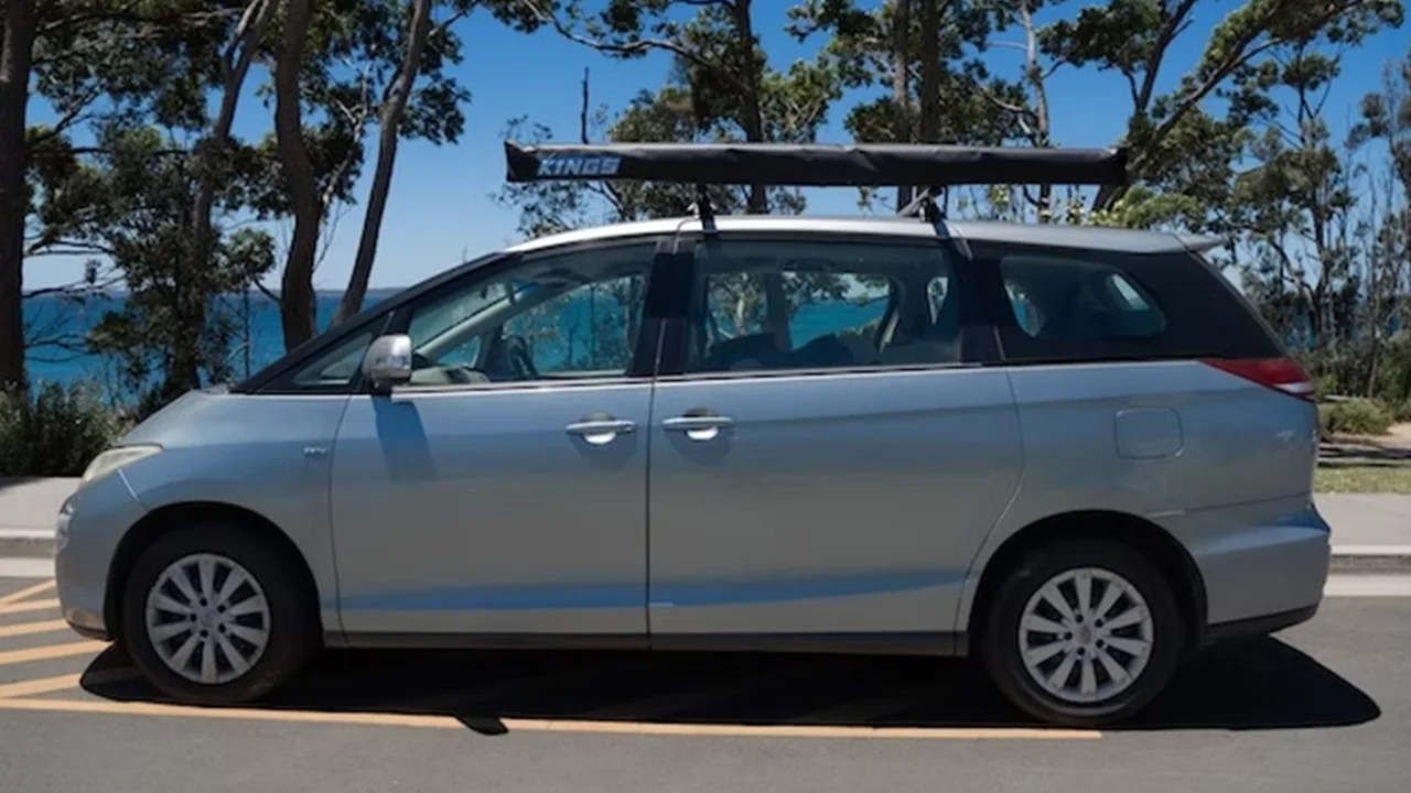 Elements RV The Tandem - 2 Berth - side profile