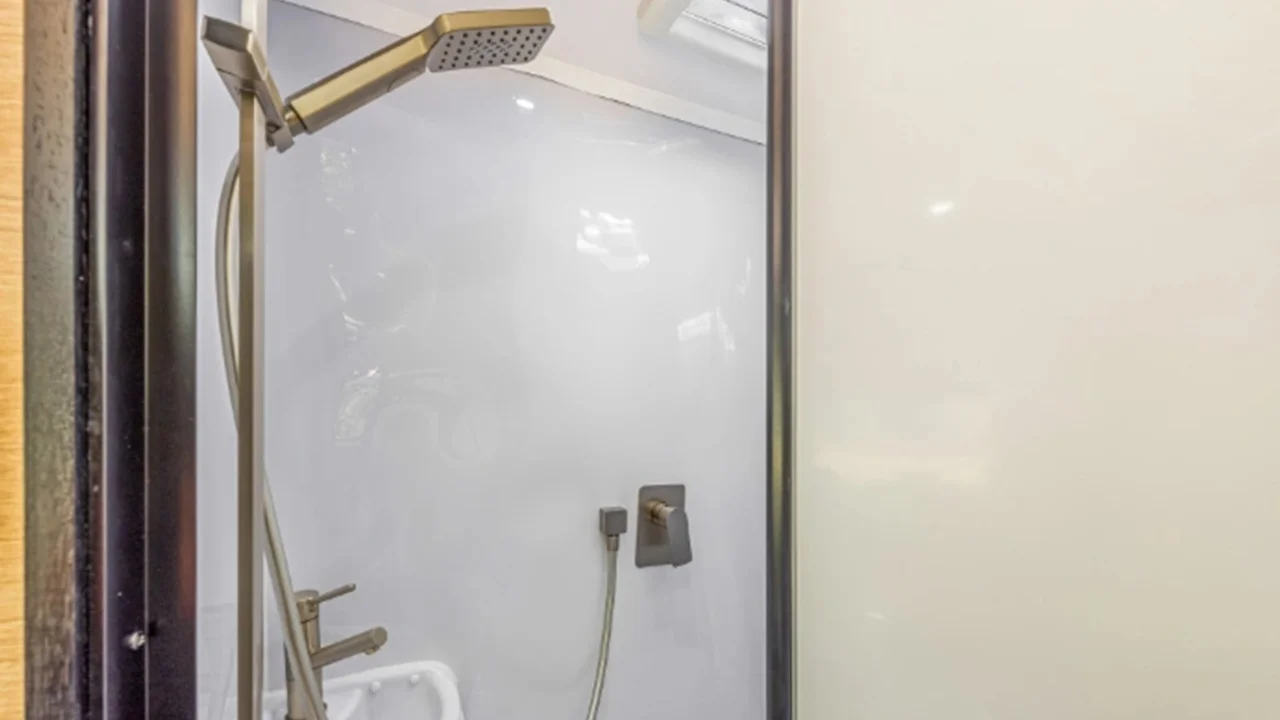 Let's Go Jayco Adventurer - 2 Berth - bathroom shower