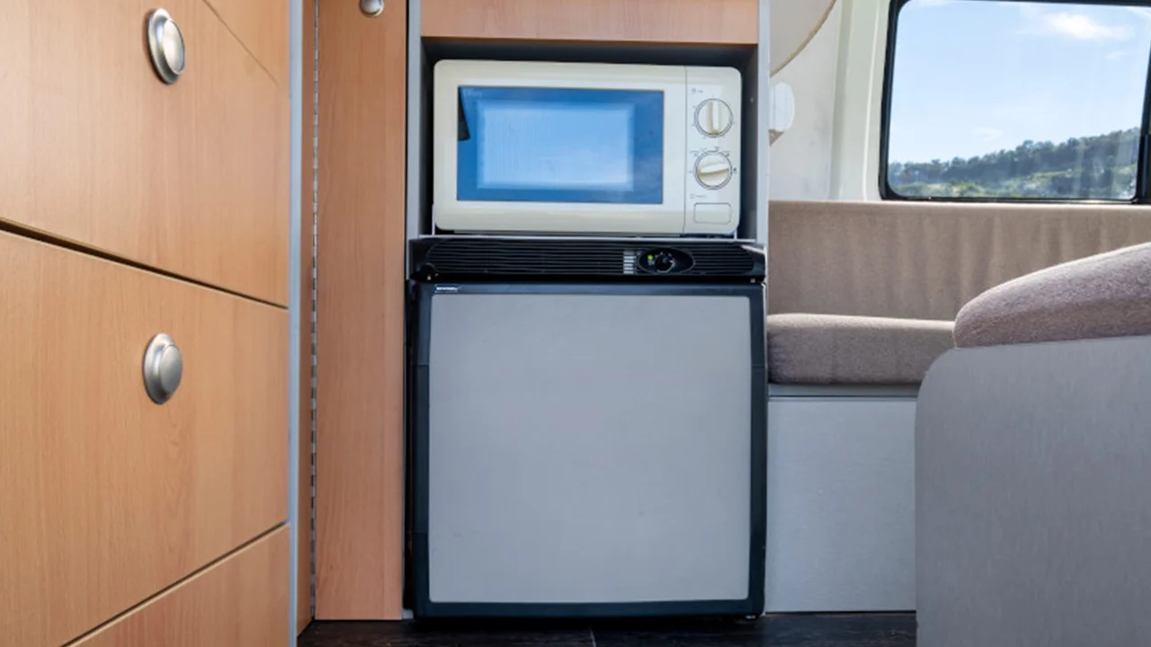 Mighty HiLITE - 2 Berth - microwave and fridge