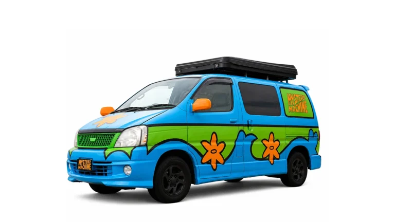 Campervan Village Mystery Machine 3 Rooftop Tent – 3 Berth Studio Shoot