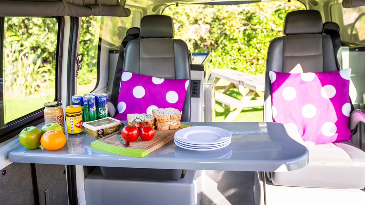jucy-chilld-sunseeker-4-berth-dining-table-with-food-2