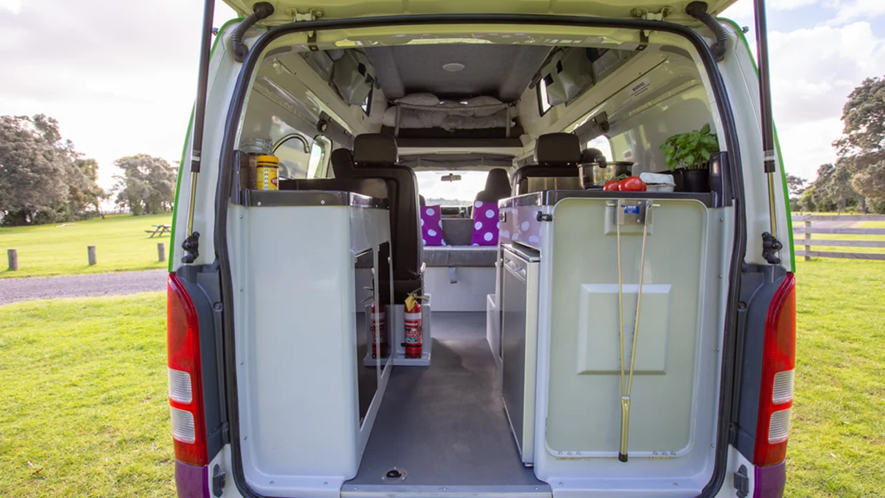 jucy-chilld-sunseeker-4-berth-full-interior-view-rear-doors
