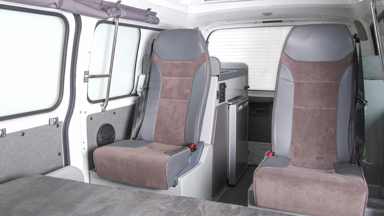 jucy-chilld-sunseeker-4-berth-rear-captain-chairs